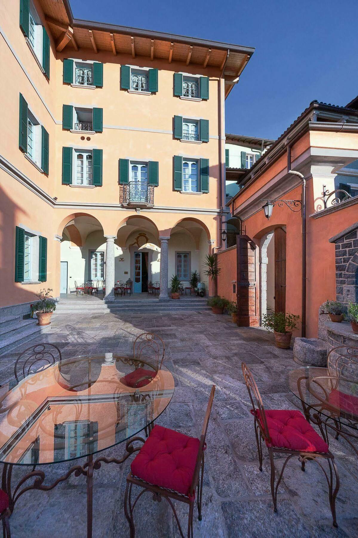 Palazzo Del Vicere Aparthotel Lezzeno Exterior photo